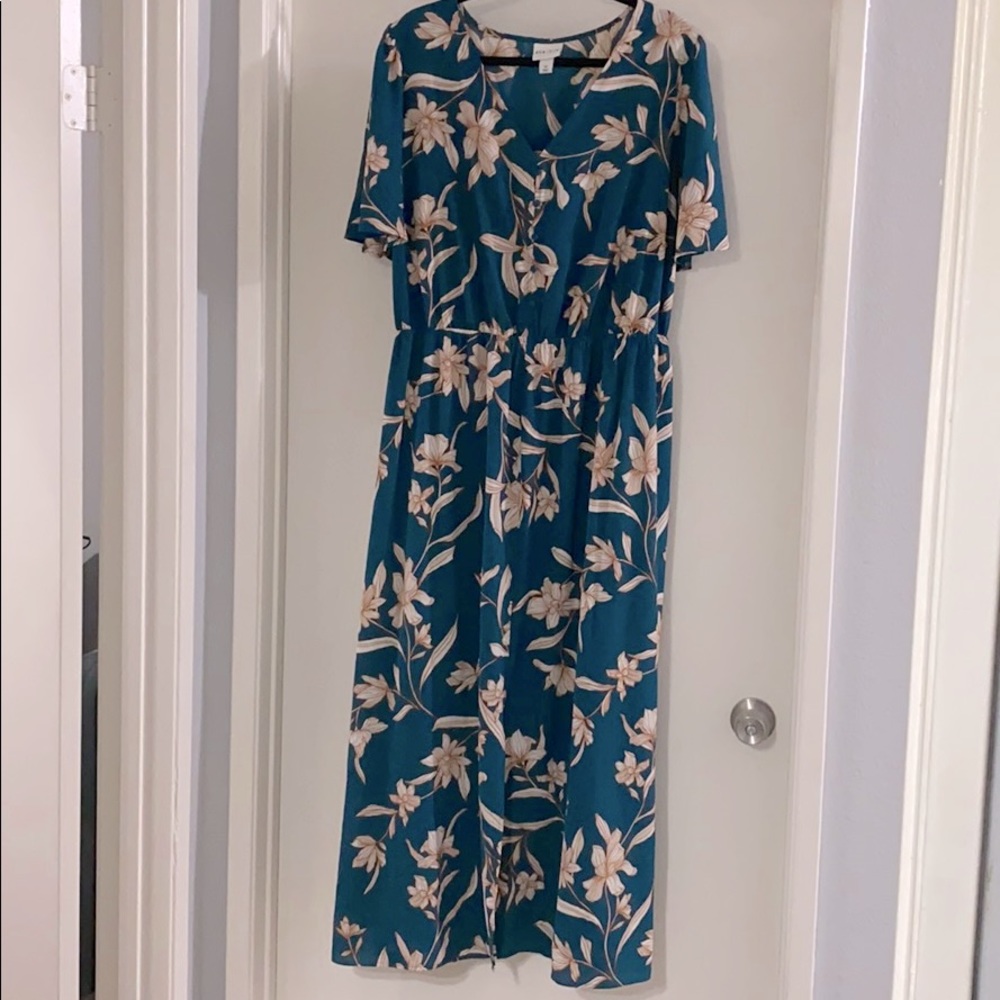 Women’s Plus-Sized Floral Dress